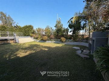 Casa en venta de 5 dorm. Condominio San Carlos de Apoquindo