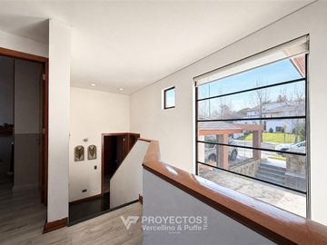 Casa en venta de 5 dorm. Condominio San Carlos de Apoquindo