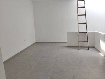 BRAND NEW SIAP HUNI DI KOSAMBI BARU JAKARTA BARAT DIJUAL CEPAT
