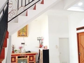Dijual Cepat Murah Rumah Mewah 3 Lantai Di Cimanggis Depok
