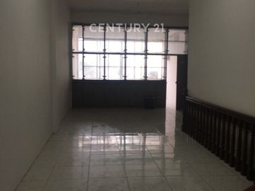 Ruko Di Komplek Perkantoran Jl Suprapto Jakarta Pusat