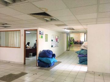 LOCAL COMERCIAL Y BODEGA EN REAL DE ATIZAPÁN DE ZARAGOZA