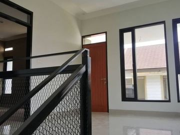 RUMAH CANTIK MEWAH SEMI VILLA SEJUK ASRI DI CIWARUGA