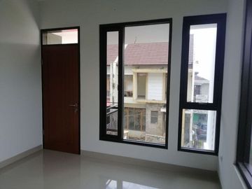RUMAH CANTIK MEWAH SEMI VILLA SEJUK ASRI DI CIWARUGA