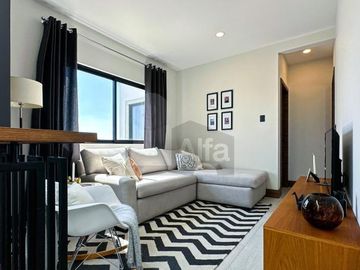 Residencia con área jardinada de más de 120m² en Metepec