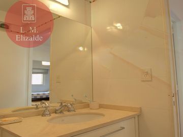 Suipacha y Juncal - Excelente 5 ambientes c/coch en Venta - Retiro