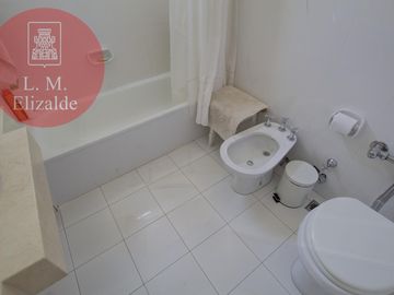 Suipacha y Juncal - Excelente 5 ambientes c/coch en Venta - Retiro