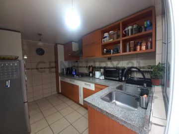 CASA EN VENTA, 4D, PARQUE CENTRAL, QUILICURA