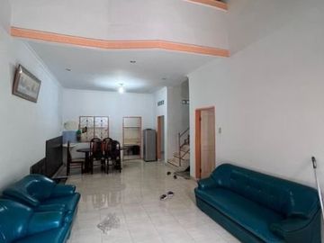 Villa Bukit Mas depan Mikie Holiday Berastagi
