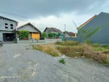 Tanah kavling timur Tugu Elang Maguwoharjo