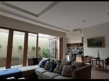 Cluster Anthea Rumah Mewah Cantik, Strategis di BSD City