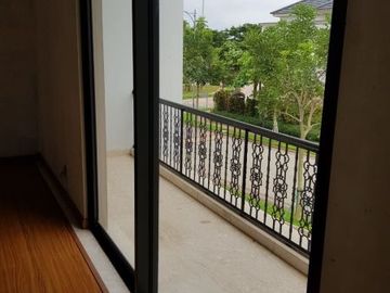 Jadeite residence Bsd city tipe 10 hoek di central bsd
