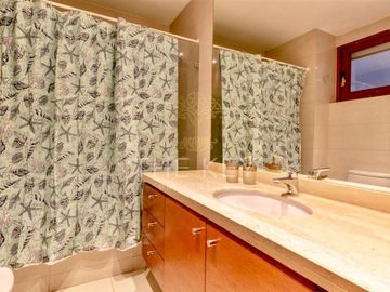 Amplio Departamento Venta 4Dormitorios Las Condes San Damián