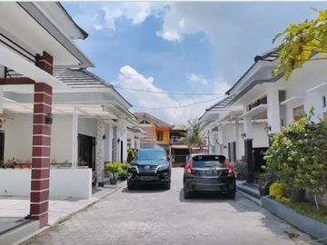 2 UNIT TERAKHIR...RUMAH 3KT SIAP HUNI DEKAT KAMPUS TERNAMA JOGJA