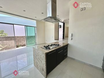 Casa  en Venta Zona Bugambilias en Coto Coruña Sur