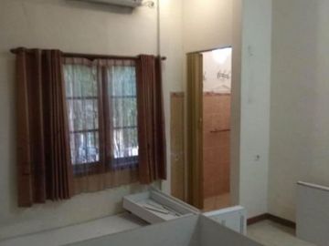 Rumah Rungkut Asri Listrik 2200 watt