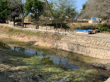 HERMOSA QUINTA EN MONTEMORELOS, A UN LADO BIOPARQUE ESTRELLA.