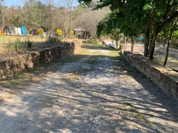 HERMOSA QUINTA EN MONTEMORELOS, A UN LADO BIOPARQUE ESTRELLA.