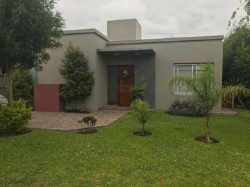 Casa en venta en Los Troncos