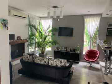 Casa en venta en Los Troncos