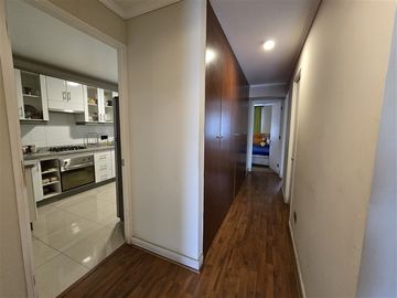 Departamento en venta de 3 dorm. 2b. Estac. en Huechuraba