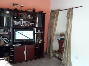 Casa - Claypole