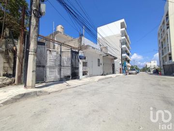 Casa con terreno amplio en Venta, Playa del Carmen
