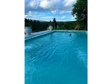 VENTA 2 CABAÑAS SOBRE LAS MONTAÑAS EN VILLA LA PAISANITA CORDOBA