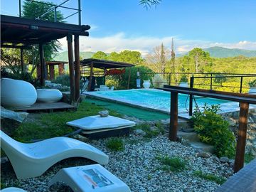 VENTA 2 CABAÑAS SOBRE LAS MONTAÑAS EN VILLA LA PAISANITA CORDOBA