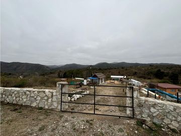 VENTA 2 CABAÑAS SOBRE LAS MONTAÑAS EN VILLA LA PAISANITA CORDOBA