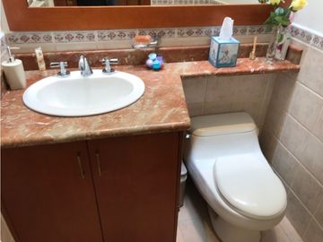 VENDO CASA DE LUJO EN PIFO 3103 M2 TERRENO JARDINES 463 CONSTRUCCION