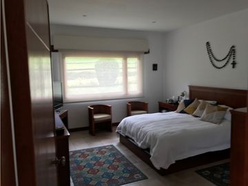 VENDO CASA DE LUJO EN PIFO 3103 M2 TERRENO JARDINES 463 CONSTRUCCION
