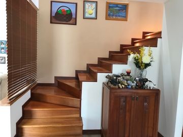 VENDO CASA DE LUJO EN PIFO 3103 M2 TERRENO JARDINES 463 CONSTRUCCION