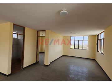 ATENCIÓN INVERSIONISTAS!!!

     ¡Oportunidad única en el corazón de la Campiña La Merced en Laredo!
Descubre estos 11000m² de terreno plano y sole