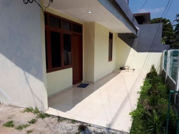 Furnished dan luas Perum kembang larangan nila kandi ciledug