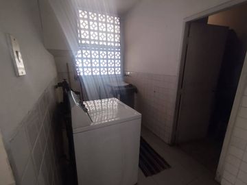 VENTA DEPARTAMENTO EN LOMAS DE URDESA ZONA PRIVADA