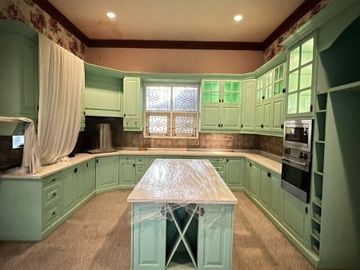 DIJUAL RUMAH LUAS di Jl JANGKRIK / JAGAKARSA, JAKSEL