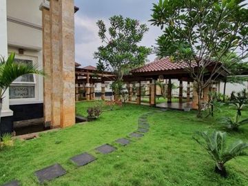DIJUAL RUMAH LUAS di Jl JANGKRIK / JAGAKARSA, JAKSEL