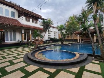 DIJUAL RUMAH LUAS di Jl JANGKRIK / JAGAKARSA, JAKSEL