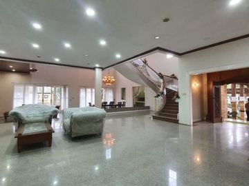 DIJUAL RUMAH LUAS di Jl JANGKRIK / JAGAKARSA, JAKSEL