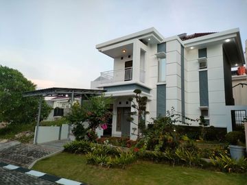 DI JUAL CEPAT RUMAH SECOND FULL INTERIOR D I KOMP PEMDA