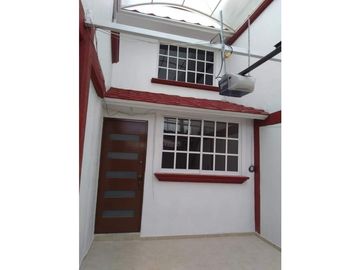 CASA EN VENTA PACHUCA TULIPANES  FRACC RINCONES DEL PARAISO