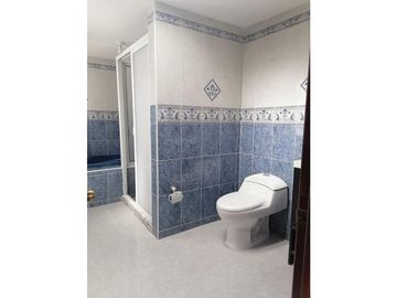CASA EN VENTA PACHUCA TULIPANES  FRACC RINCONES DEL PARAISO