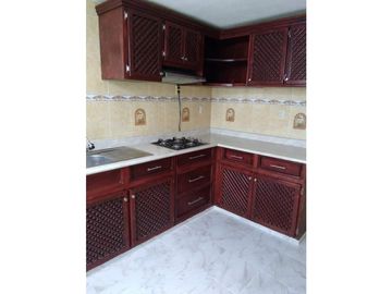CASA EN VENTA PACHUCA TULIPANES  FRACC RINCONES DEL PARAISO