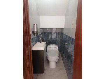 CASA EN VENTA PACHUCA TULIPANES  FRACC RINCONES DEL PARAISO