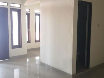 Rumah Asri & Nyaman, SHM, Belakang Living Plaza, Mega Cinere