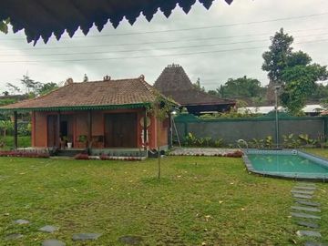 Rumah Joglo Etnik Jawa Mewah Kolam Renang di Turi Sleman