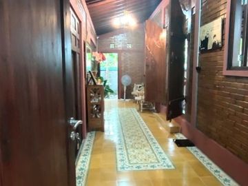 Rumah Joglo Etnik Jawa Mewah Kolam Renang di Turi Sleman