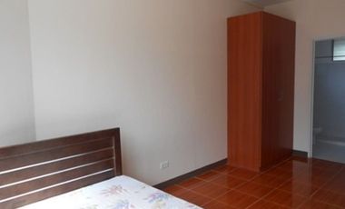 House for rent in Cebu City, Fenced Compound 3-br with AC's