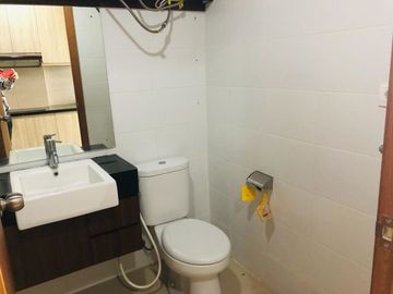 Furnished Stuido Lt 5 APARTEMEN BEVERLY DAGO RESIDENCES Bandung